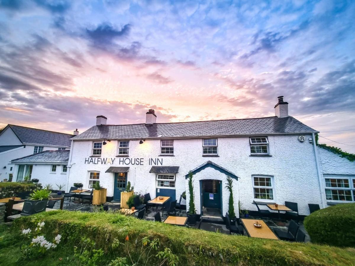 Halfway House Inn Wadebridge Exteriör bild
