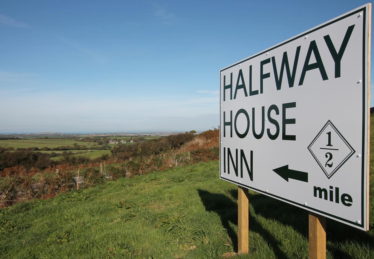 Halfway House Inn Wadebridge Exteriör bild