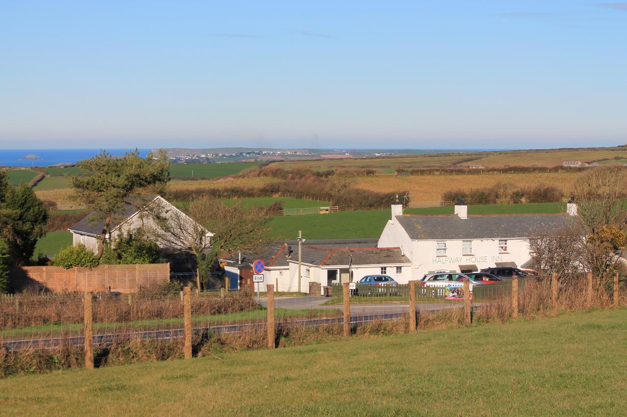 Halfway House Inn Wadebridge Exteriör bild